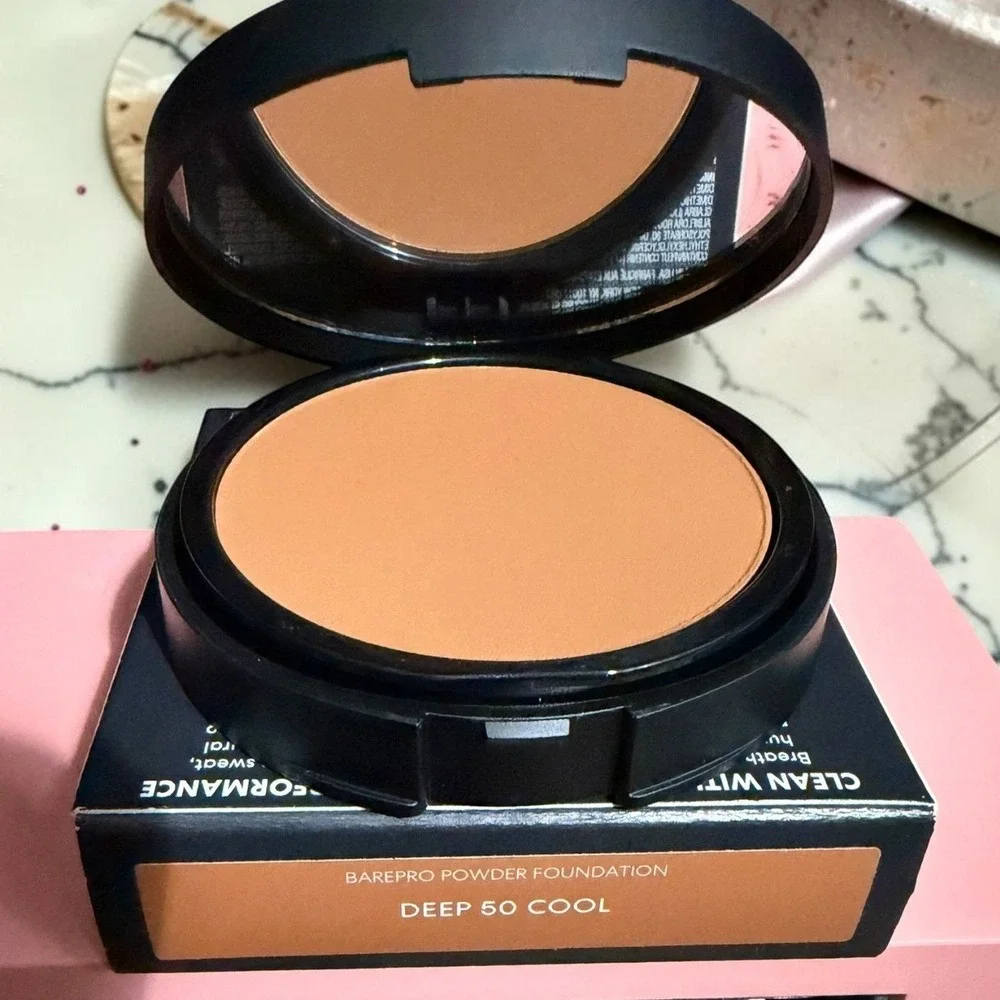 bareMinerals - BAREPRO Performance Wear Powder Foundation -Deep 50 Cool - *NIB*